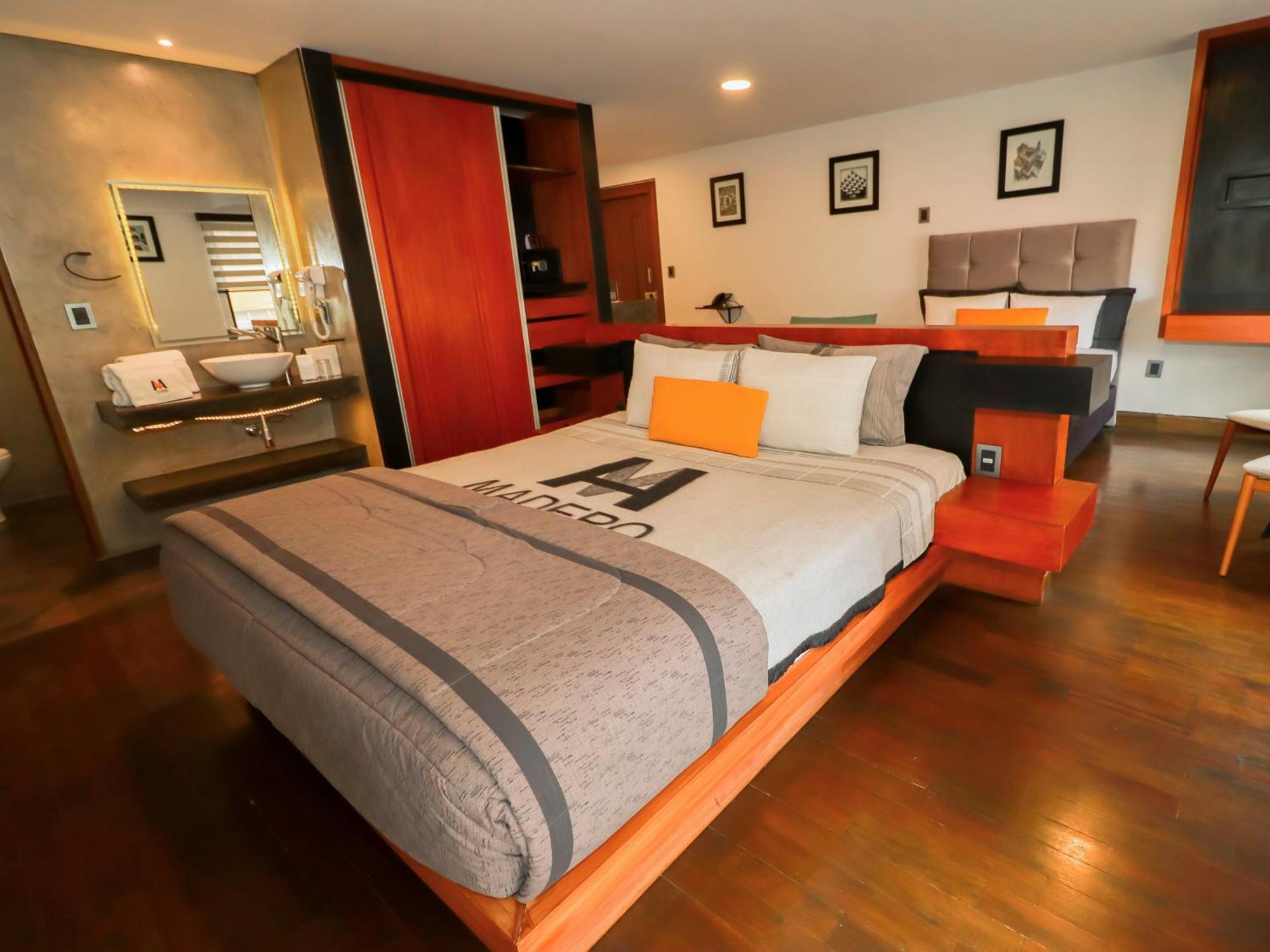 Madero Hotel & Suites La Paz Eksteriør bilde