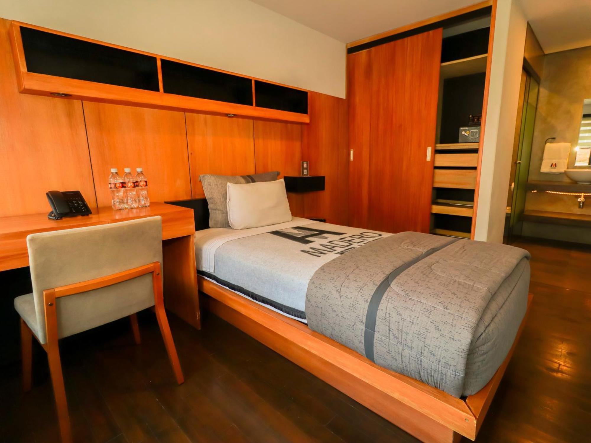Madero Hotel & Suites La Paz Eksteriør bilde